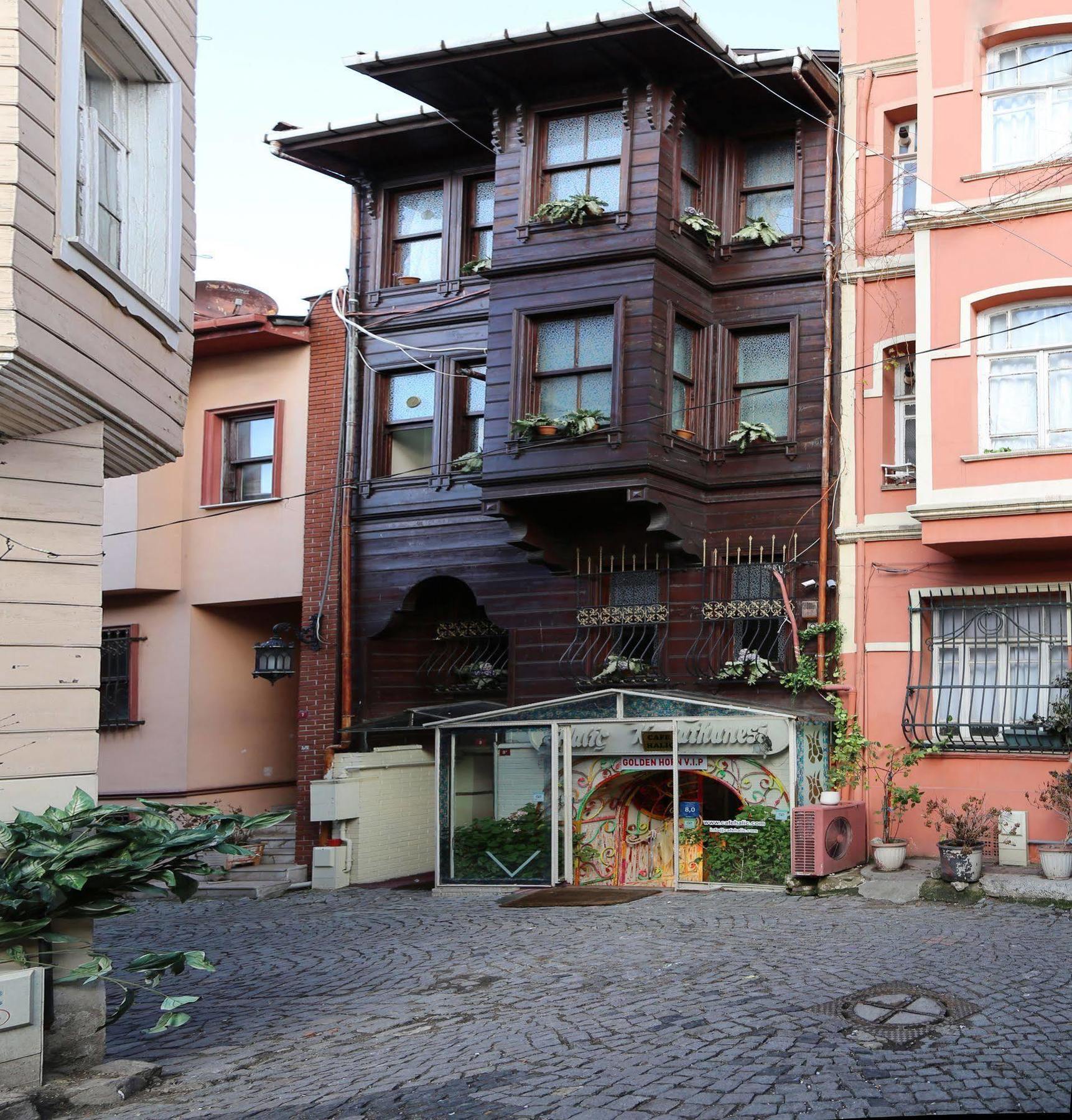 Cafe Halic & Guesthouse Стамбул Екстер'єр фото